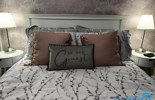 Stylish Cosy Home - M42, Airport, NEC & Train St - Photo 6