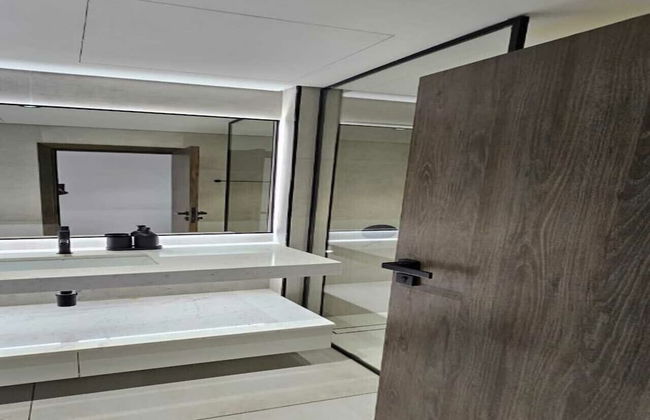 Luxury Studio in Jumeirah Village Circle - Photo 18