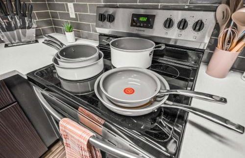 Cozy Getaway Near City Center - Foto 40