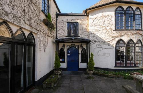 Sycamore Apartment - Photo 2