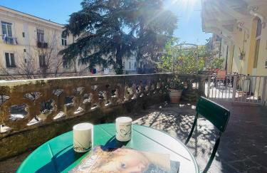 Hackert Art Room Apartment - Photo 10