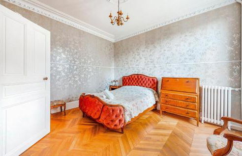 7 Bedroom Lovely Home In Chabris - Foto 21