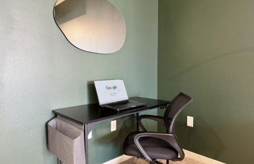 Stylish 1 Bedroom Apartment in LA with Free Parking - 10 Minutes away from Ceders Sinai - Foto 24