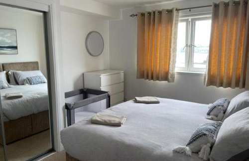 Lux Waterfront 2 bed Apt, V&A 10min walk, St Andrew's Golf 25min drive - Foto 18