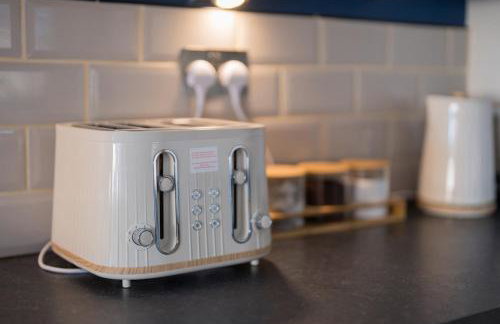 4 Bed House sleeps 6 -Family - Contractors - Foto 37