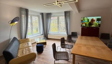 Ferienhaus für Familientreffen mit großem Garten, Parkplätzen - Foto 2