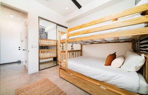 Vista Oasis with Spa, Pool, & Views - Foto 73