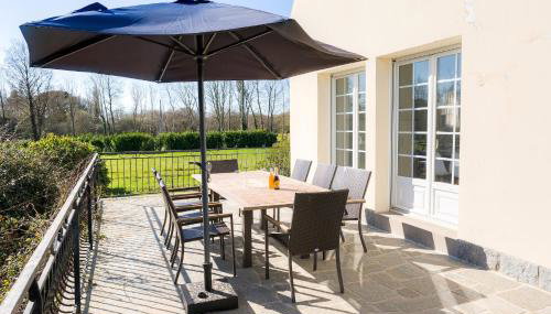 Jolie maison avec jardin, 8 adultes 2 enfants - Foto 3