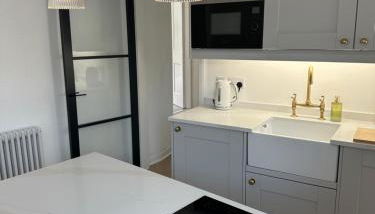 Luxury High Street Apartment - Foto 2