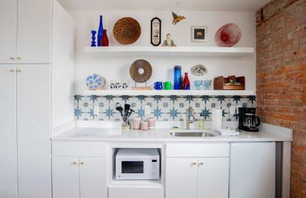 Pickle Factory Hotel - 1BR Beside New Distillery! - Foto 4