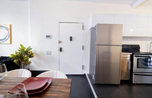 E10-1 Designer East Village Townhouse 1BR - Foto 14