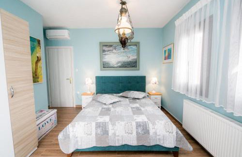 Mermaid Beachfront Villa - Photo 76