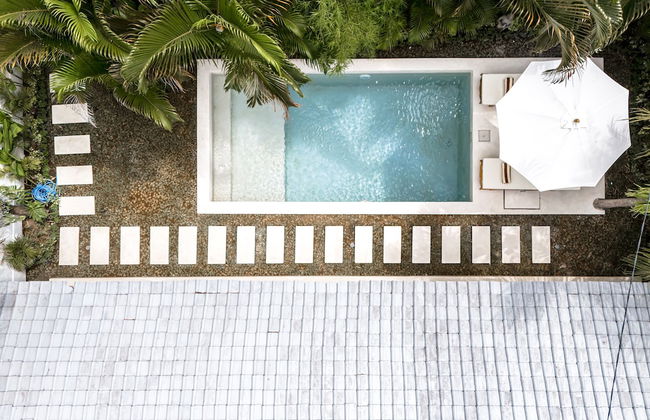 Udara by EVDEkimi - Spacious 4BR Pool villa with Lush garden at Artistic Center of Ubud - Foto 73