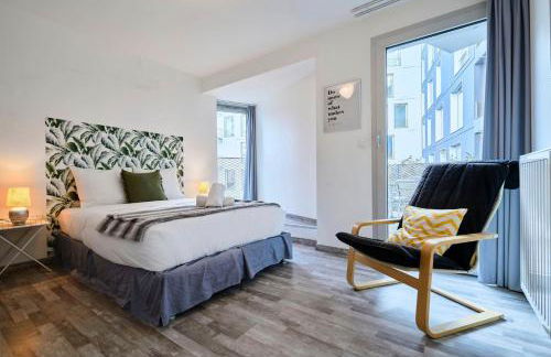 Appartement proche métro & 2 balcons + parking - Foto 16