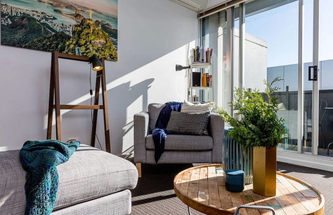 Mika, 2bdr Fitzroy pad With Secure Parking - Foto 13