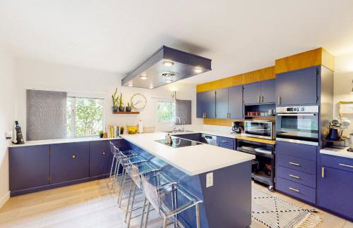 Riverfront Escape - Photo 10