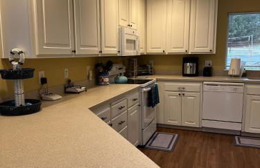 Gearhart Lakefront Vacation Rental - Foto 18