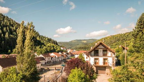 Acogedora casa rural a los pies de la Selva Irati - Foto 1