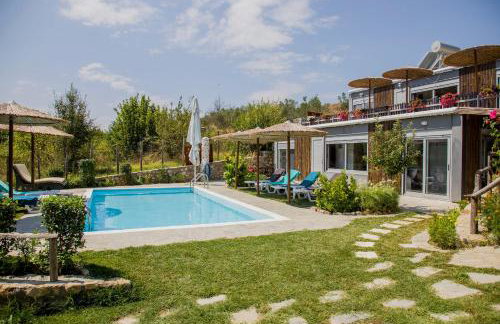 Roxani Aqua Bliss - Serene Garden Getaway - Foto 37