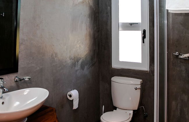 Village Lodge Paarl - Photo 30