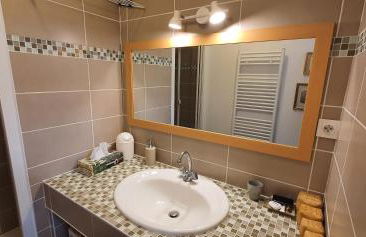 APPARTEMENT DE CHARME AU COEUR DE NEVERS - Foto 11