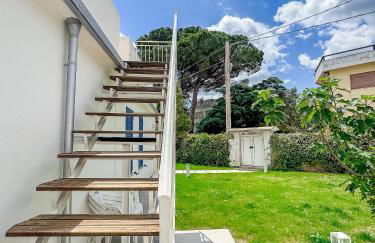 CALALUNGA PIETRAGRANDE - Exclusive Shoreline Haven - Photo 33