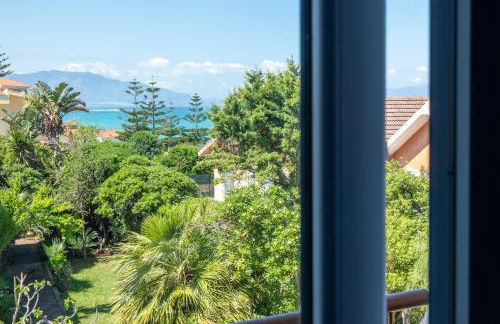 Butterfly House - Photo 6