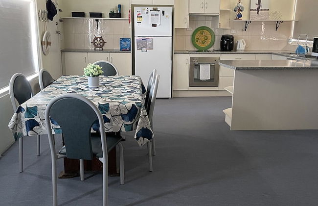 Peter's Port - Photo 6