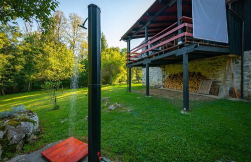 Šajnska Hiža, autentična goranska kuća u prirodi - Foto 9