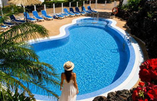 Soleggiato attico vista mare e piscina SC768 - Foto 42