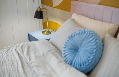 Stay & Play Indy- Indoor Fun - 5 Min to Downtown - Sleeps 10 - Arcade fun - Foto 8