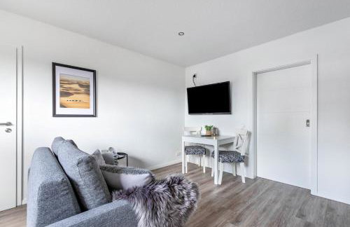 Fe Wo Koll - Photo 18