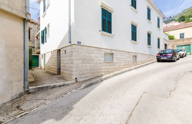 Apartment Lucy - Photo 1