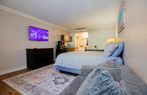 Lux Mins To Nascar HOF CDIA & Atrium Health - Foto 1