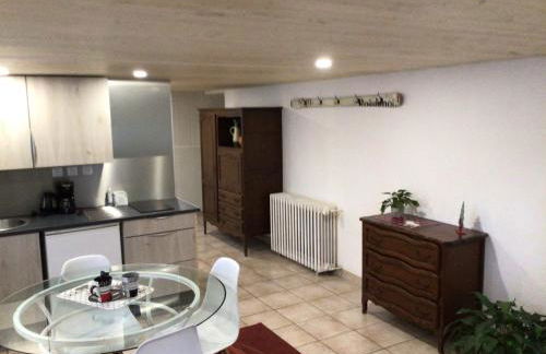 Studio Vic - Photo 24