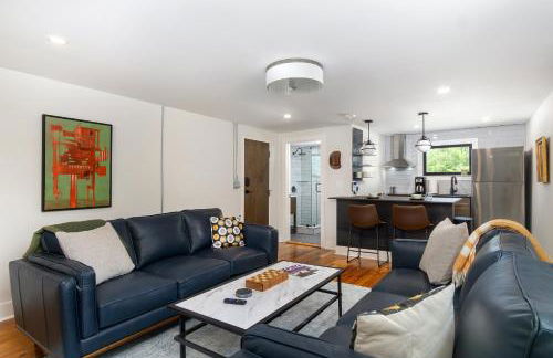 Cherry Street Loft (B) Pet-Friendly & In the Heart of Downtown Black Mtn! - Foto 1