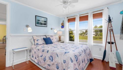 Cozy creekside cottage w fire pit & patio - Foto 3