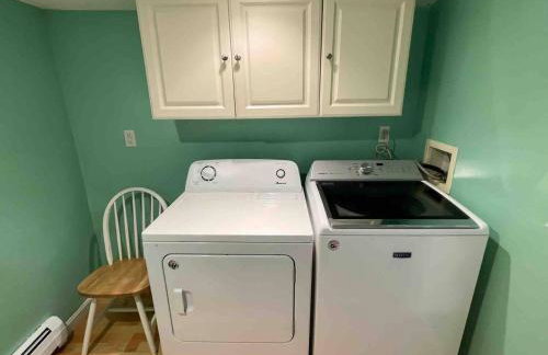 Nothing Fancy Older Pet Friendly Home near I 95 - Foto 18