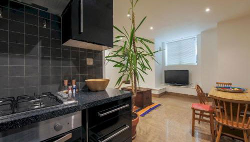 Pass the Keys Stylish Flat - 20 Mins from Central London - Foto 4, Other