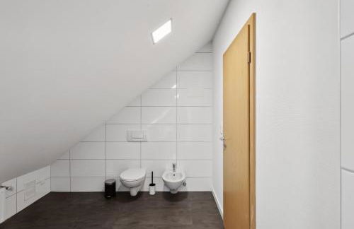 Stylish & Relaxing Penthouse ~ Workspace ~ Parking - Foto 11