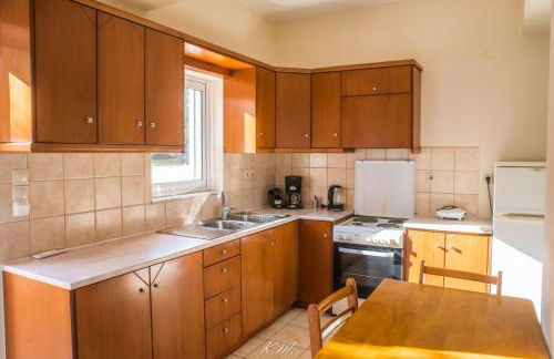 Flisvos Rooms - Photo 4