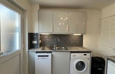 Welsh Getaway Home No 2 - 10 mins to Bike Park Wales - Photo 7