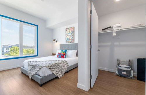 Chic and Cozy Home, Walk to Little Tokyo with Parking - Foto 32