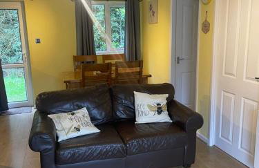 BumbleBee Lodge - Photo 16