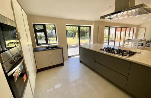 Luxury 5 Bedrooms House in Milton Keynes - Foto 43