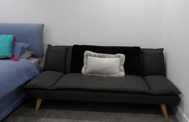 2bed Apt Sleeps 4-near Meadows Park, Parking, Wifi - Foto 12