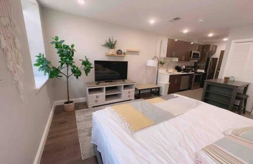 308 Cozy and warm King Bed APT in center city - Foto 31