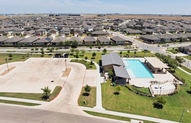 Charming 4BR Spacious Backyard in Hutto - Foto 34