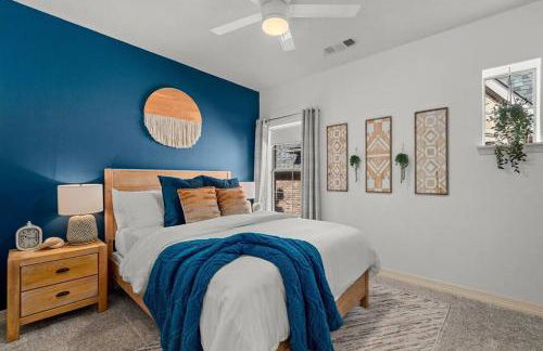 Luxury 4BR Dallas Home with Game Room and Fire Pit - Foto 31