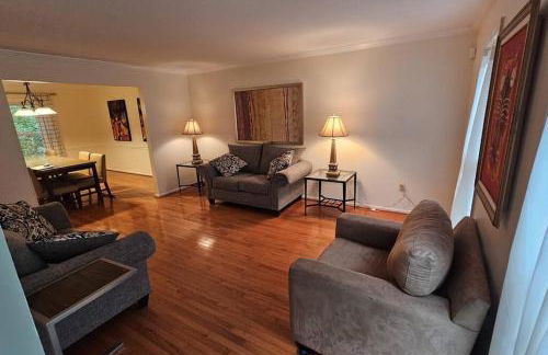 Charming Retreat at Silver Spring - Foto 32